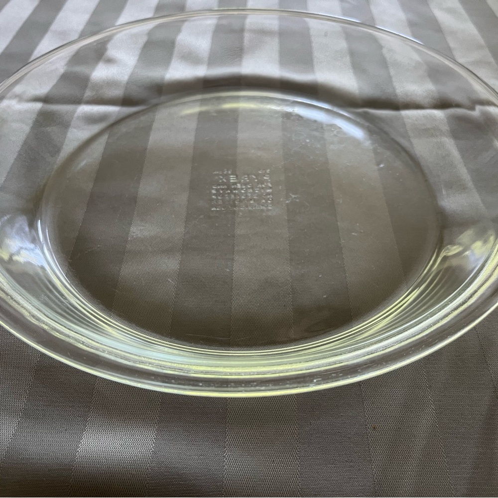 Pyrex 210 pie plate